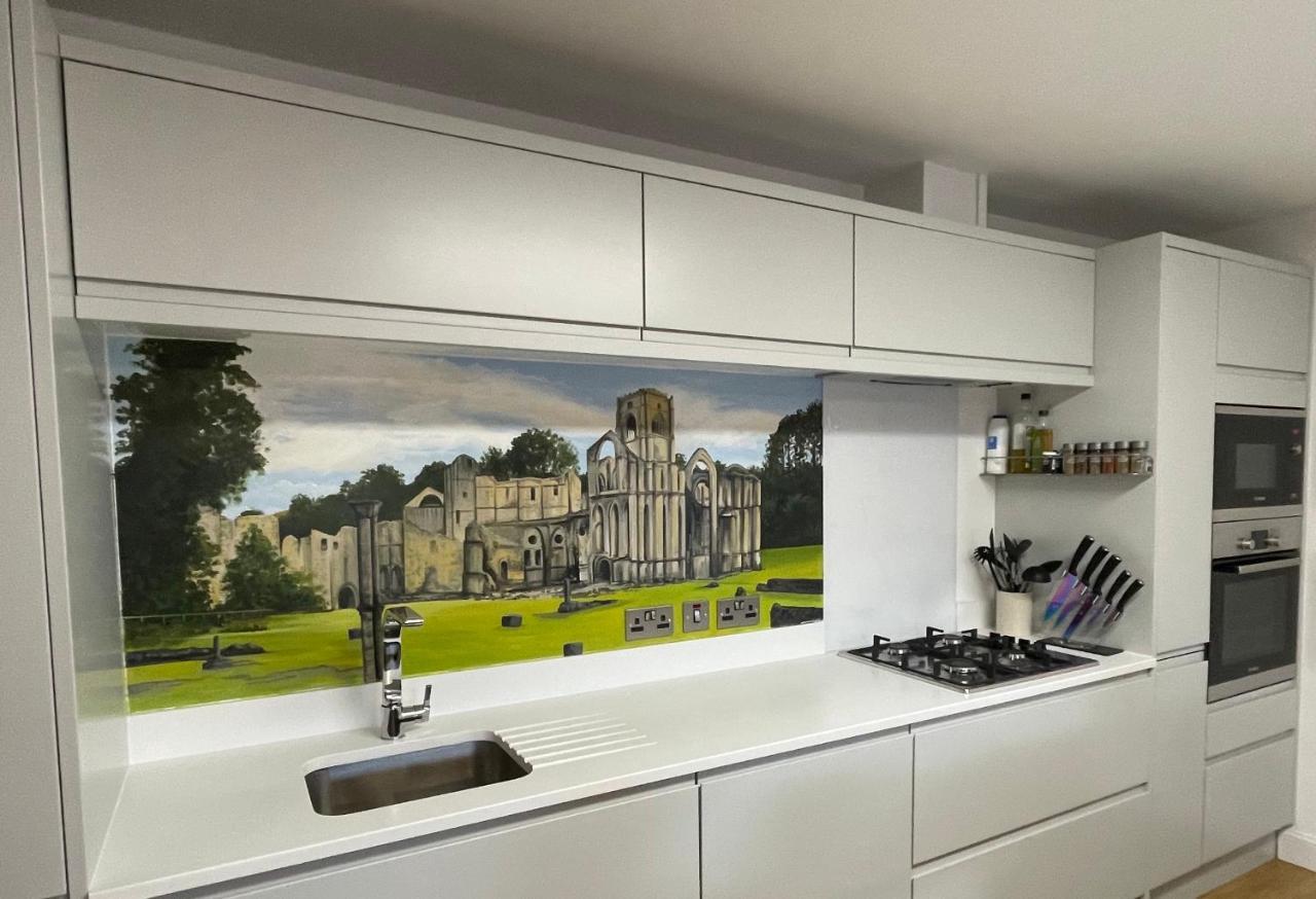 Luxury Two Bed Apartment In The City Of Ripon, North Yorkshire エクステリア 写真